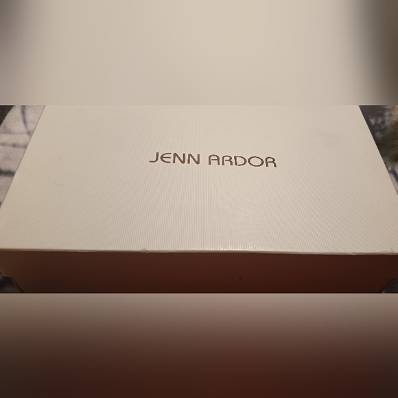 Jen Ardor Slip On shoes size 8 BEVER WORN STILL IN BOX - Picture 8 of 8